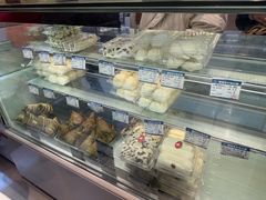 -白玉兰食品甜凤店(合生汇店)