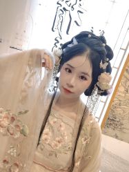-一揽芳华汉服旗袍体验馆(拙政园店)