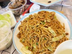 -顶峰夜宴·龙虾烧烤大排档(九江学院店)