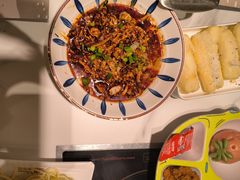 -黄记煌三汁焖锅(新佳丽江汉路店)