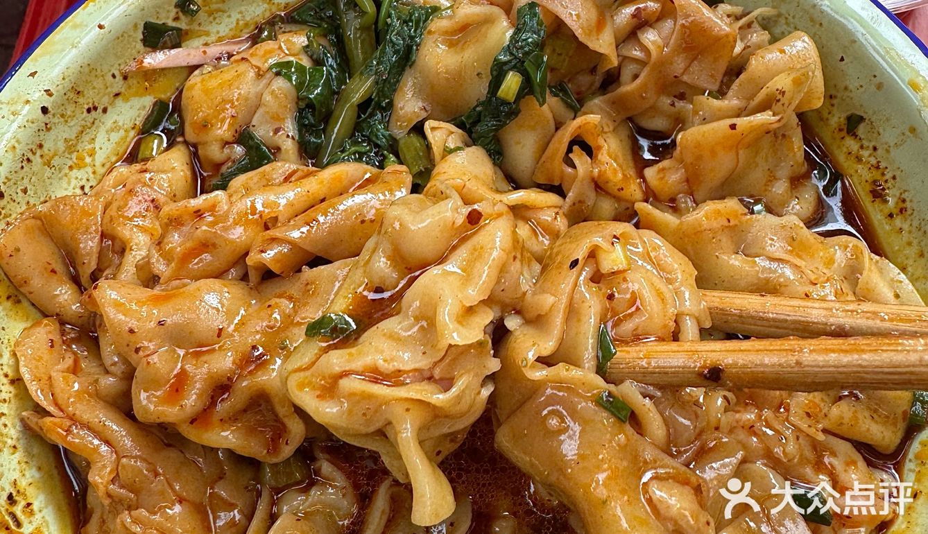 解放碑唯一一家我会反复去吃的小面。。。