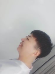 -So·So卡凡 