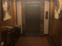 电梯-老味道民宿(栈桥店)