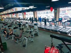 -健龙森俱乐部·游泳·健身·羽毛球综合体育馆