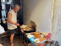 -仓桥直街臭豆腐