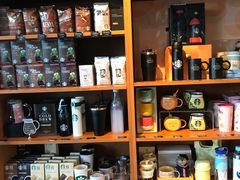 零售区-星巴克(北京广渠门名敦道店)