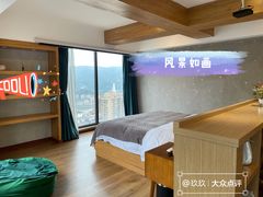 -闲隅江景艺术酒店(解放碑洪崖洞总店)