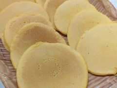 黄金玉米饼-东来菜馆•手抓海鲜家常菜•海鲜锅贴(鸽子窝店)