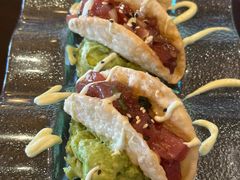 Poke Tacos-Hula Grill Waikiki