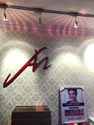 -爱美丽科技美肤中心