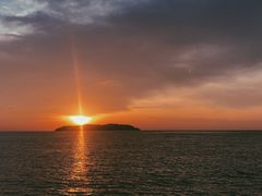 -Sunset Bar(丹绒亚路香格里拉店)