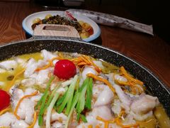 老坛酸菜鱼-山城外·非遗酸菜鱼(财富中心店)