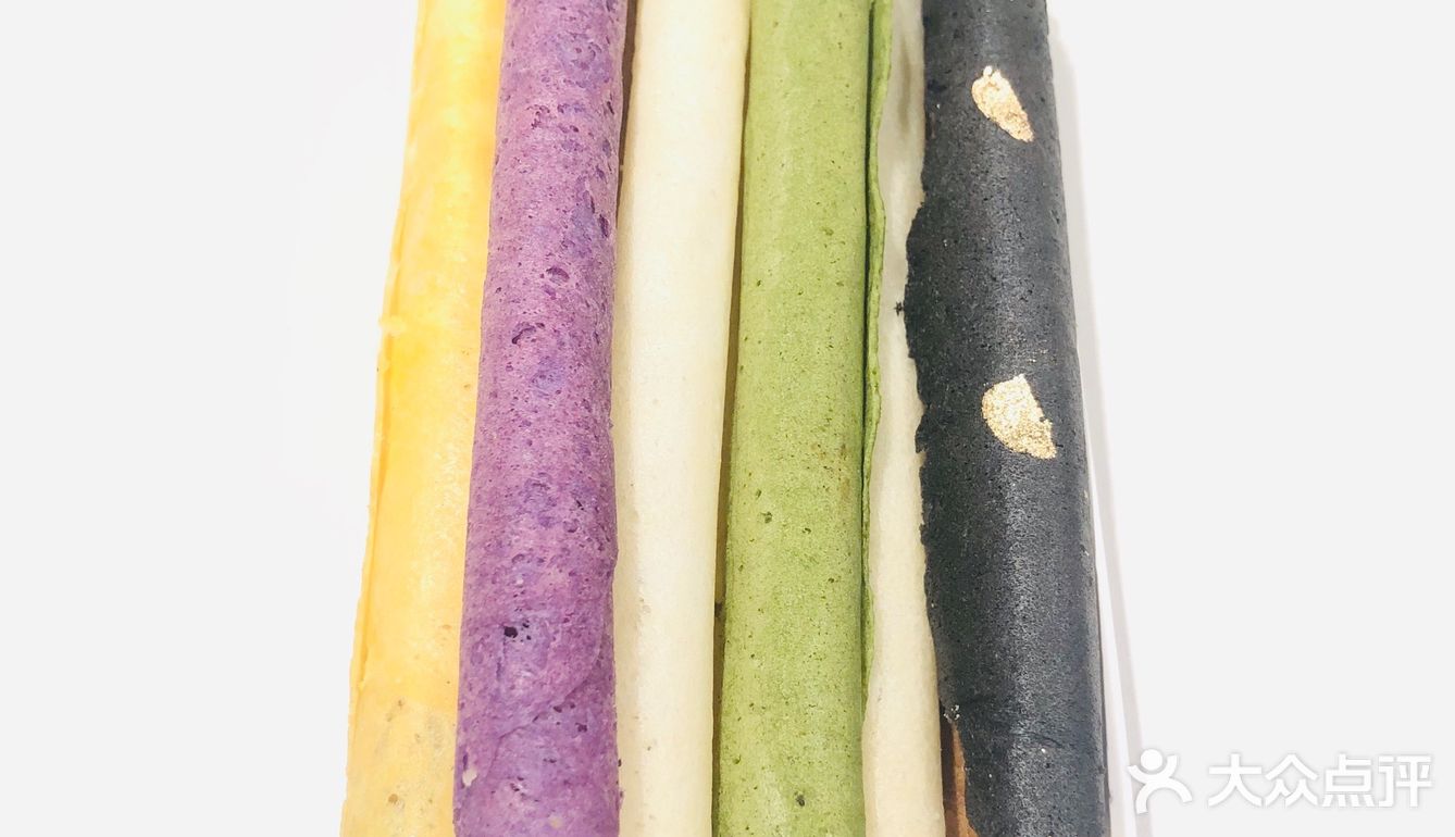 不容错过^_^ 服务员很是热情，耐心地向我介绍