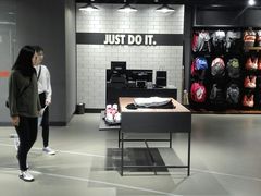 -耐克(恒隆广场店)