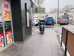 -麦当劳(沙河店)