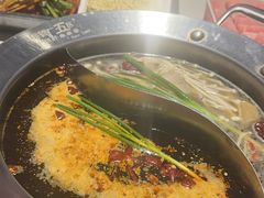 -钢管厂五区小郡肝串串香(奥克斯广场锦城万达店)