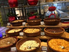 -圣丰索菲特·2 On 988 Café 自助餐厅