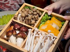 -廖掌柜·重庆鲜货火锅(上海首店)