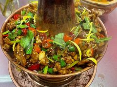 滇越牛蛙锅-滇越乘象云南餐厅(豆各庄店)