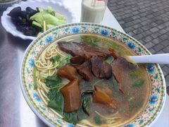 -金杨拉面王小吃面馆·牛三宝面·红烧牛肉粉