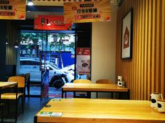 大堂-鸭得堡老鸭汤·鸭血粉丝(凤凰西街店)