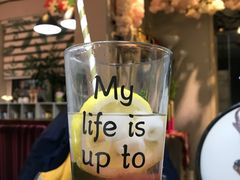 草莓气泡水-吃饼人西餐(南开店)