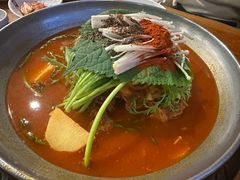 -喇喇排骨火锅·传统韩式脊骨汤(望京西园总店)