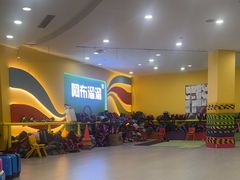 -阿布溜溜·轮滑(21世纪太阳城店)