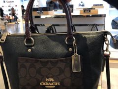 -COACH蔻驰(盛京奥特莱斯店)