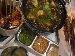 -寂寞的豆芽 烧烤酒场(丽景店)