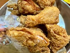 -BHC炸鸡(明洞总店)