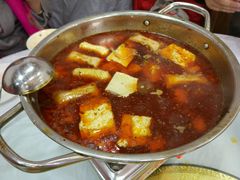 -乡土特色.冷锅鱼.牦牛肉汤锅