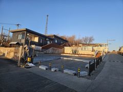 -鬼笑石后山停车场