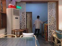 -京尊烤鸭店JINGZUN(春秀路店)