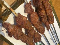 -俭寨大盘鸡·手抓肉·烧烤新疆菜(乌苏路店)
