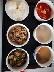 -爱陪伴一对一月子中心(融侨店)