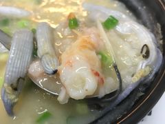 -盛燕泥丁粥