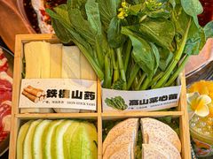 -三只耳冷锅鱼火锅(玉林店)