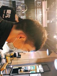 -MOVAN  HAIR莫凡匠人发型屋
