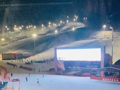 -富龙滑雪场