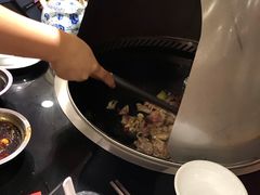 -地锅公社·现炒地锅鸡·地锅鱼·夜宵(罗锦路店)