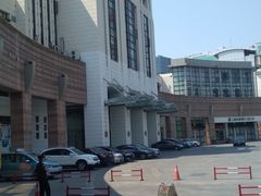 -沪东工人文化宫