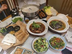 -丁里羊肉小镇(天鹅湖总店)