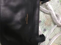 -Longchamp(佛罗伦萨小镇奥特莱斯店)