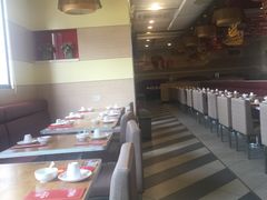 卡座-粤仔湾砂锅粥(金太湖店)