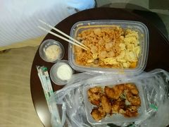 -玛格萝妮(汇智国际商业中心店)