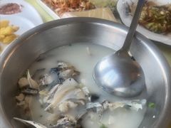 -雪湖煜辰鱼头老店(雪野湖店)