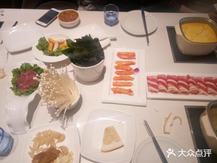 圣福琚川味火锅(金伦花园店)图片