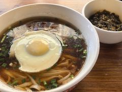 -矮子粉店1985·长沙米粉(湘春路店)