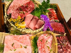 -山川小町·极番烧肉(新地假日广场店)
